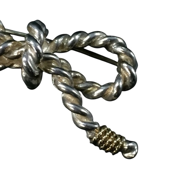 Tiffany & Co. Vintage Two-Tone Rope Bow Brooch - Picture 11 of 16